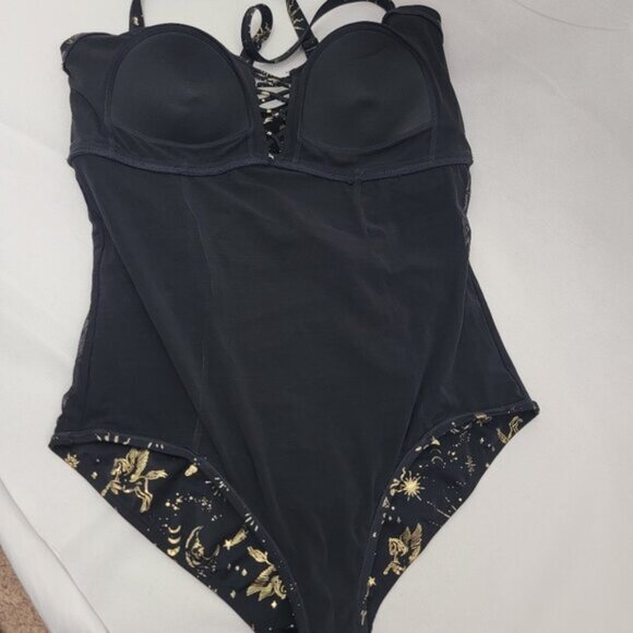 TORRID Womens Swimsuit Wireless Lattice One Piece BLACK Celestial Star Sz 2 Plus - Picture 6 of 16